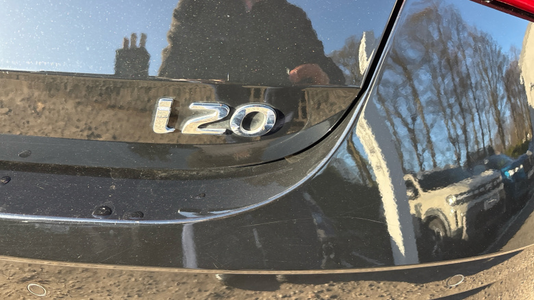 Hyundai i20 1.0T GDi 48V MHD Premium 5dr DCT Petrol Hatchback